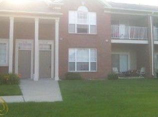 51790 Adler Park Dr W, Chesterfield, MI 48051