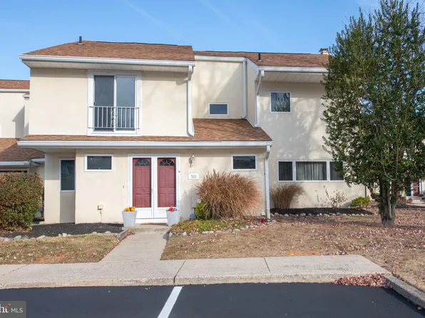 501 Hemlock Cir, Lansdale, PA 19446