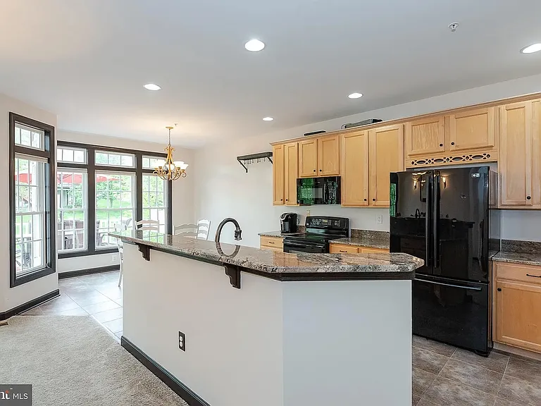 10655 Hillingdon Rd — Photo 8