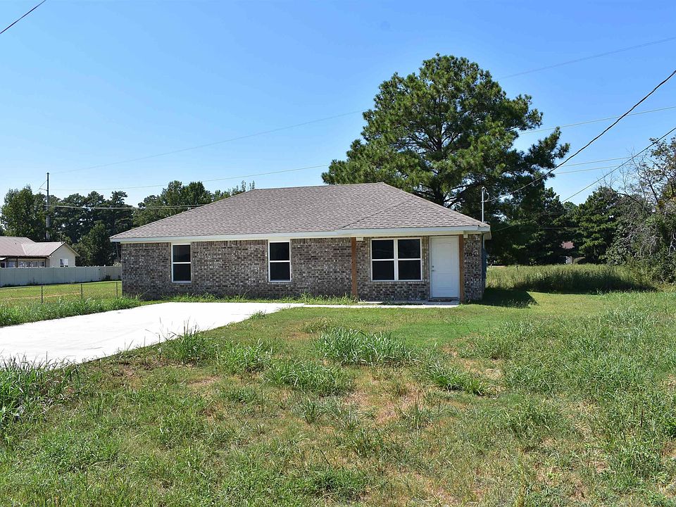 1st image of 105 Olyvia Cir