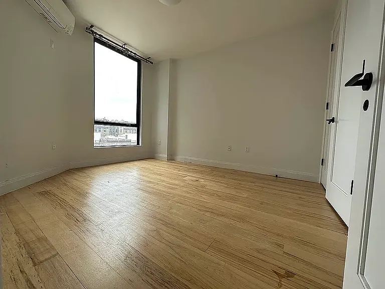 564 Saint Johns Pl #720 — Photo 5