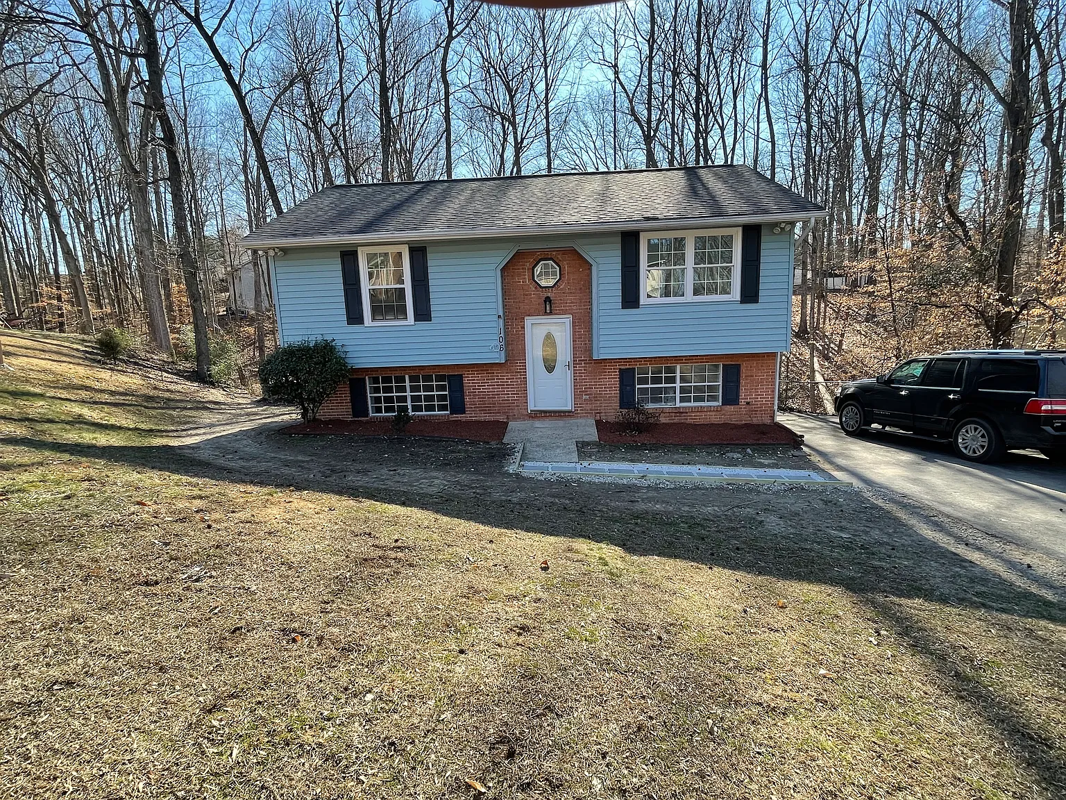 4 bed, 1712 sqft, $2,650 — Photo 1