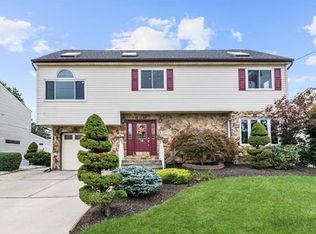 18 Dibling St, Union Beach, NJ 07735