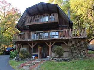 296 Wilke Rd, Tannersville, PA 18372