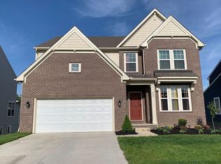 987 Hawkin Ln, Aurora, OH 44202