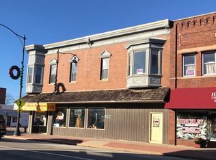 110 E Lincoln Ave #6, Hinckley, IL
