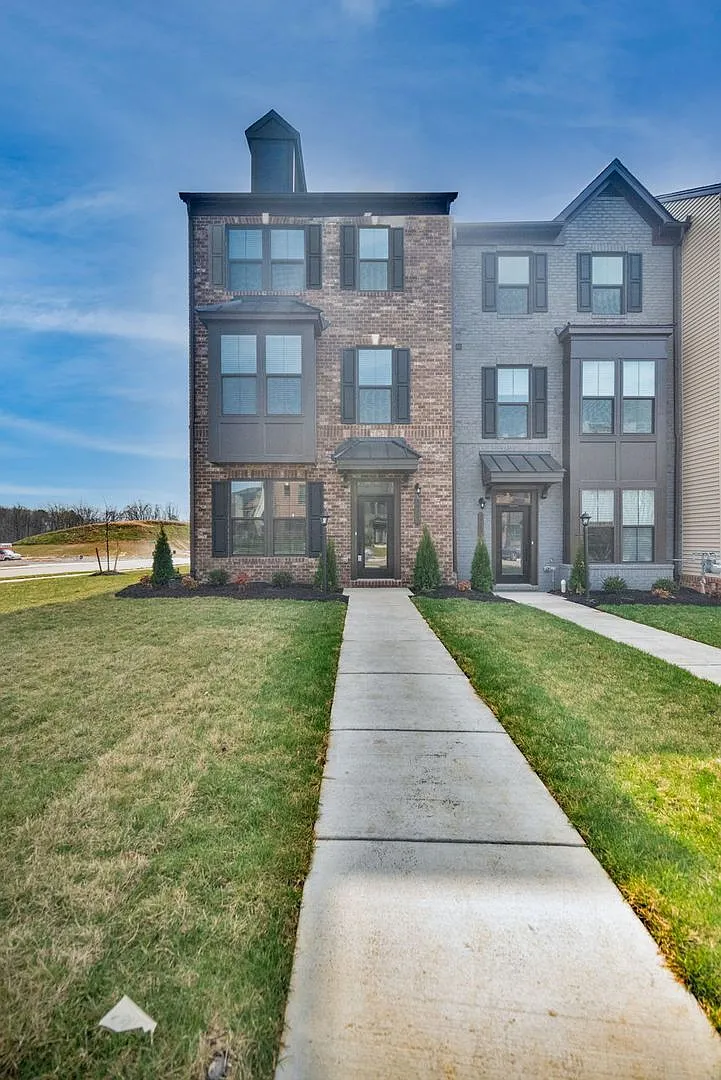 4 bed, 3.5 bath, 2187 sqft, $3,443 — Photo 1