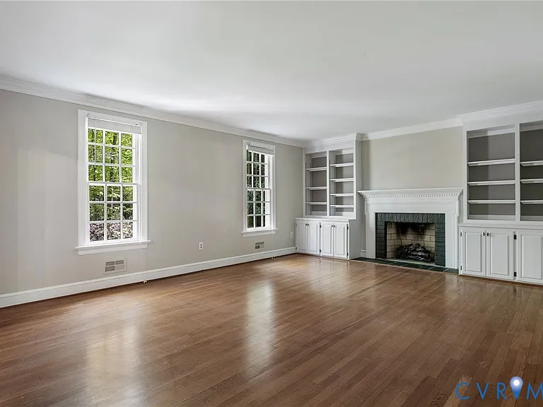 9900 Kingsbridge Rd — Photo 14