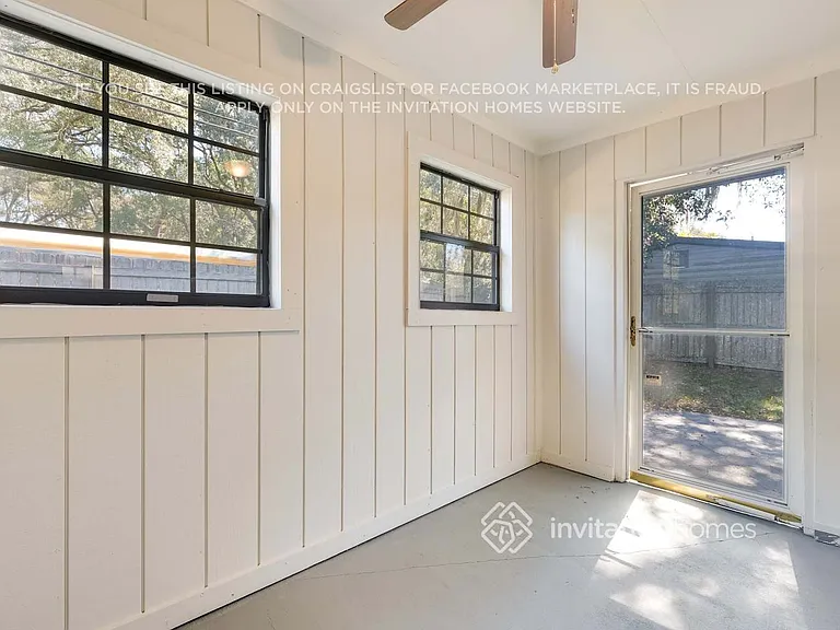 6241 Cranberry Ln E — Photo 20