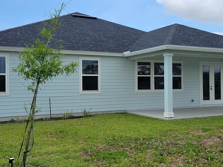 214 Santos Ln — Photo 5