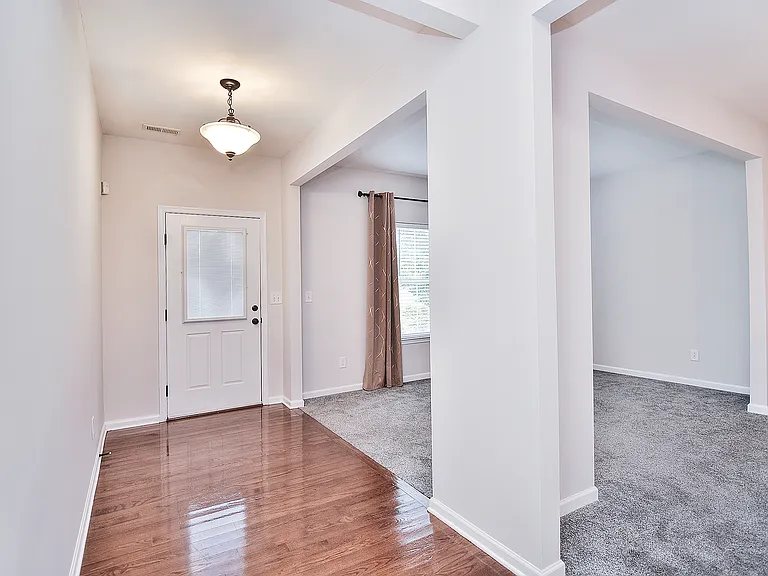 5115 Chapel Chase Ln — Photo 2