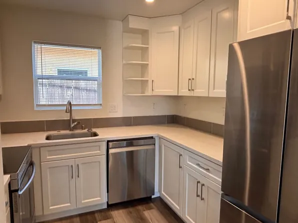 25-29 Rockwood Ct, 25-29 W Rockwood Ct, Vallejo, CA 94591