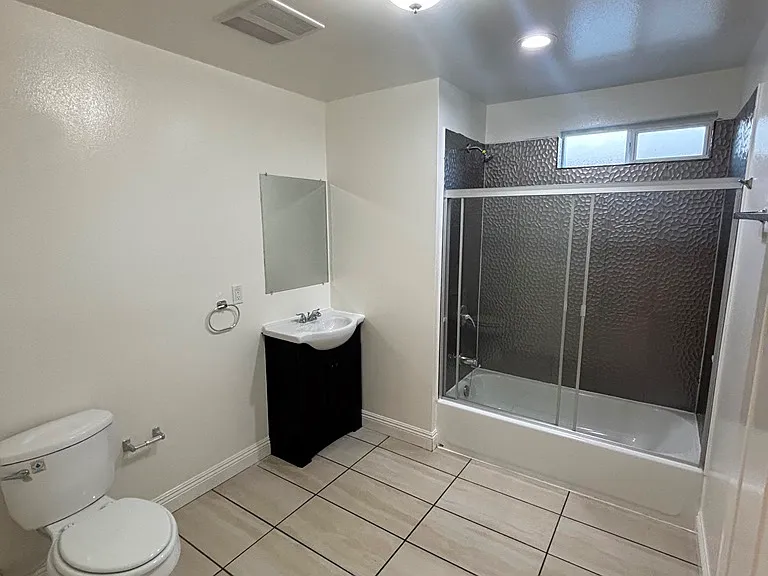 638 W Colden Ave — Photo 6