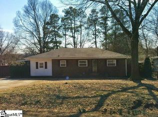 110 Lynn St, Greer, SC 29651