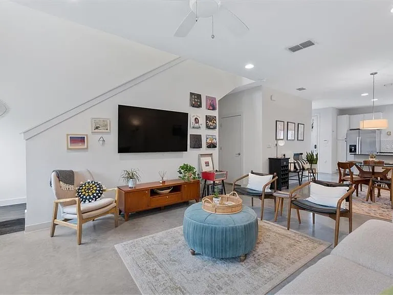801 N Bluff Dr #18 — Photo 13