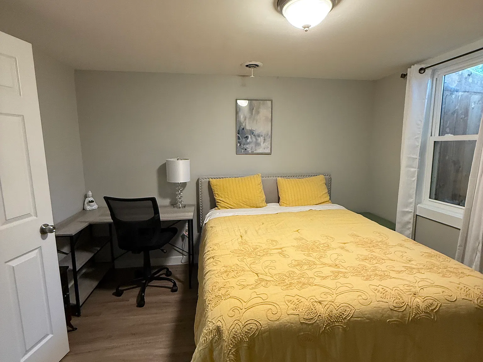 2 bed, 1000 sqft, $1,400 — Photo 4