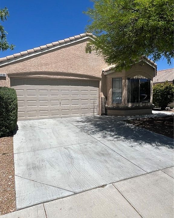 1st image of 9596 Bandera Creek Ave