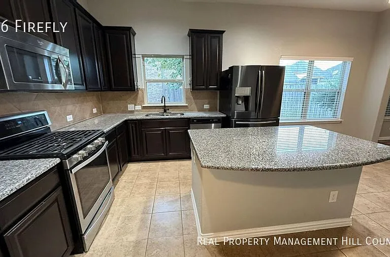 106 Firefly Ct — Photo 7