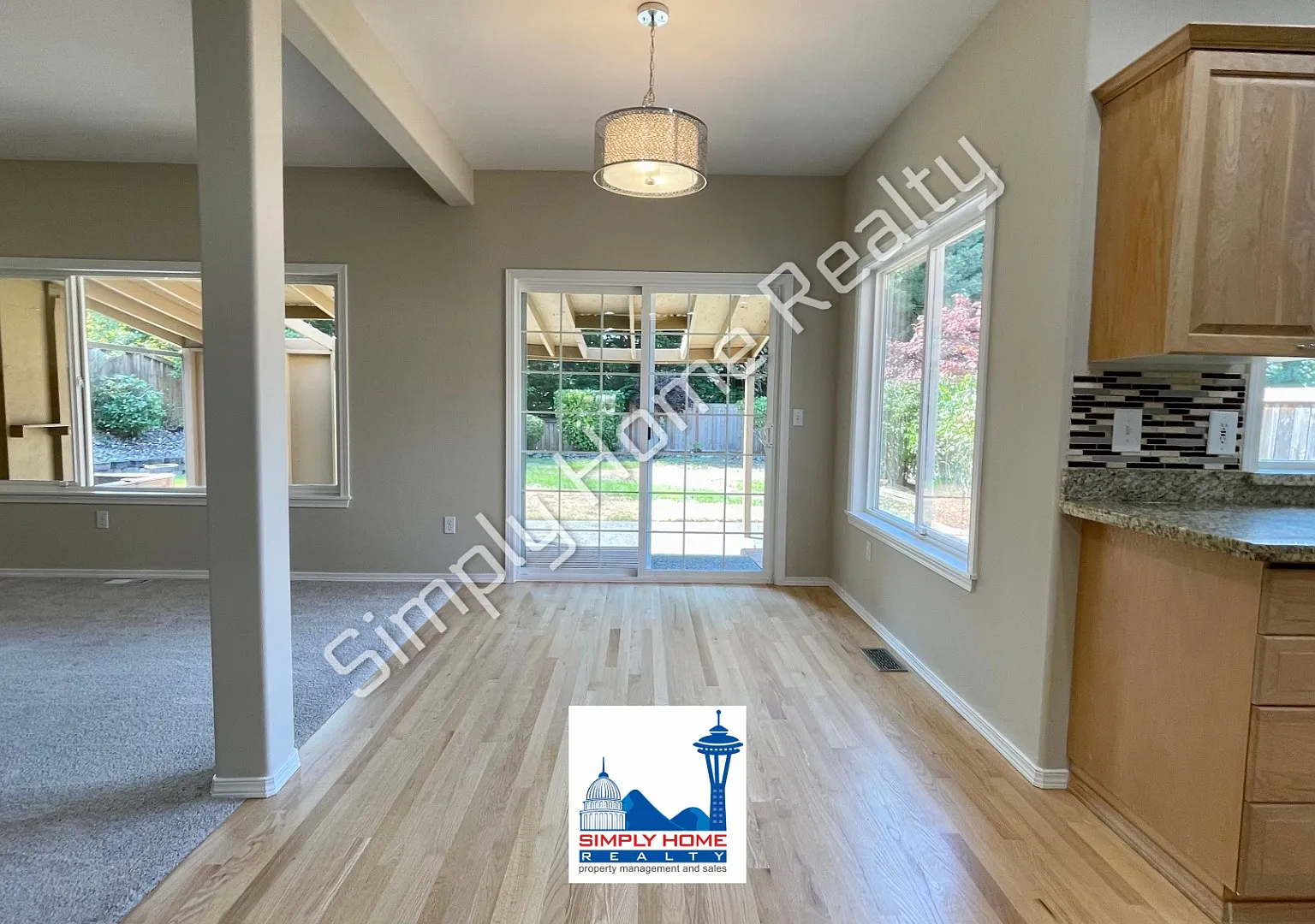 Step Inside this beautiful Home in Tacoma! — Photo 3