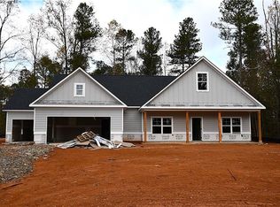 44 Lake Tanisha Dr, Dallas, GA
