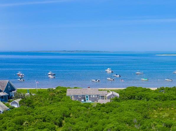 26 N Cambridge St, Nantucket, MA 02554