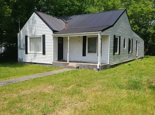 317 Center St, Shelbyville, TN 37160