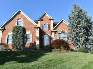 1 Hunters Ridge Rd, Johnson City, TN 37604