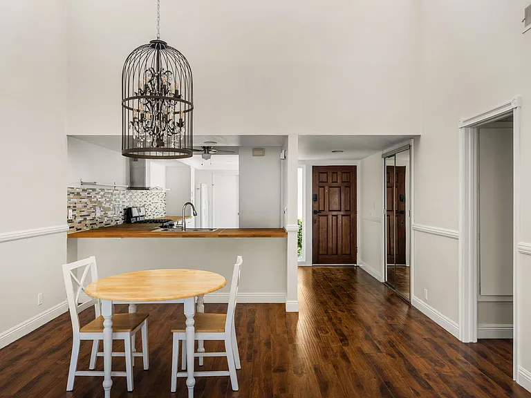 24 Redwood Tree Ln — Photo 12