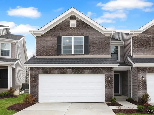 14 Fairmount Grove Dr, Saint Peters, MO 63376