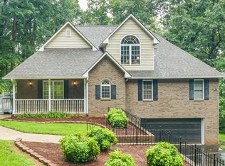 2843 Devonshire Rd, Newton, NC 28658