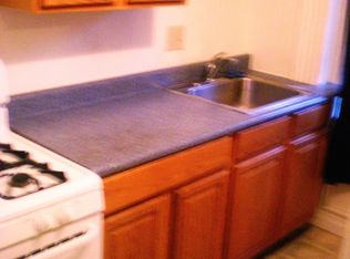 328 2nd Ave APT 1, Troy, NY 12182