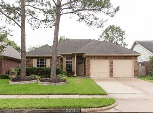 2214 Enchanted Isle Dr, Houston, TX 77062
