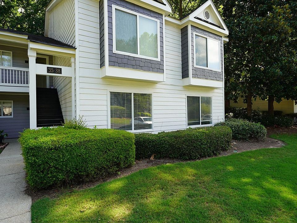 1st image of 37 Rumson Ct SE #37