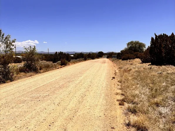 107 Crest Ln, Concho, AZ 85924