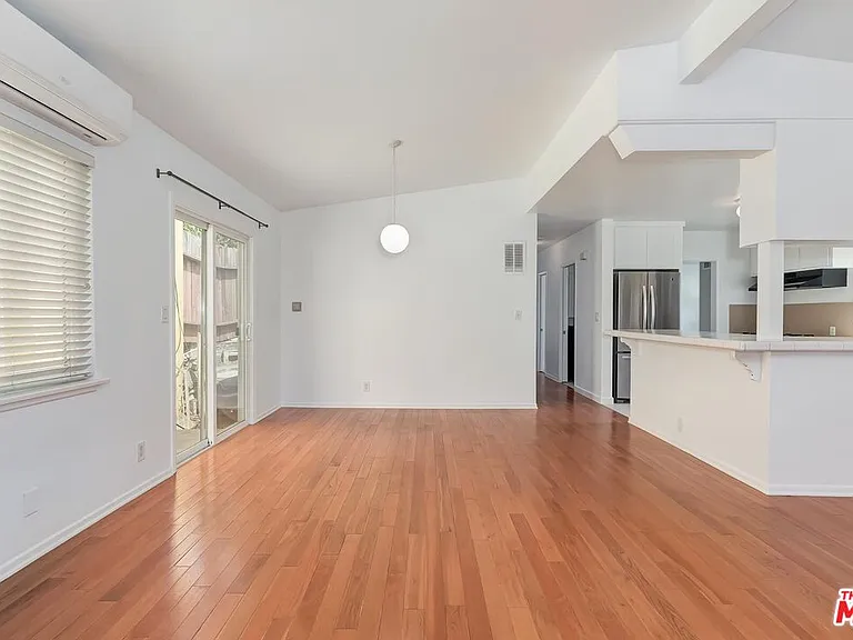 8531 Walnut Dr — Photo 5