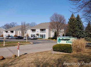 3025 Poplar Creek Dr SE UNIT 104, Kentwood, MI 49512