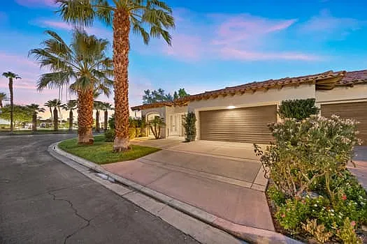 3 bed, 2439 sqft, $11,000 — Photo 4