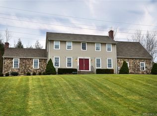 105 Somers Hill Cir, Somers, CT 06071