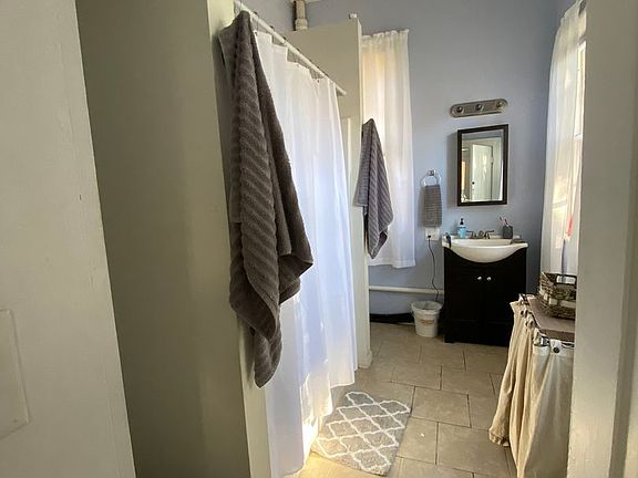 2nd image of 27 S Market St APT 8