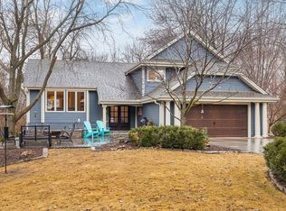 2128 Morton Rd, Wayzata, MN 55391