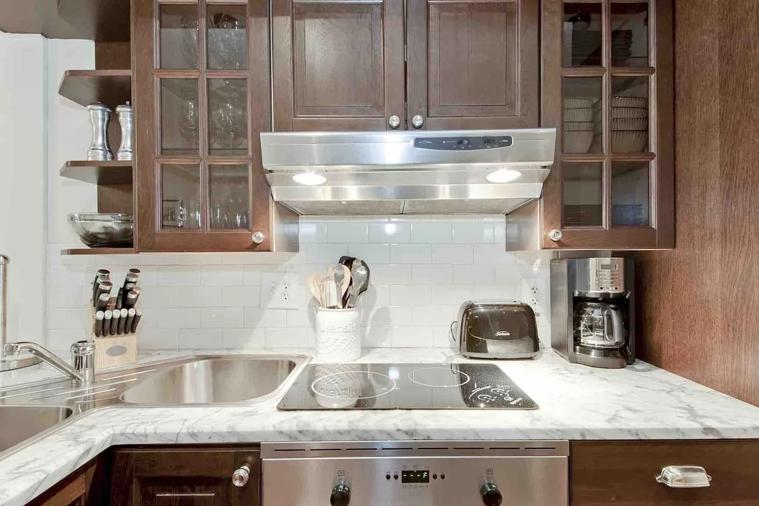 3 bed, 2.0 bath, $13,402 — Photo 2
