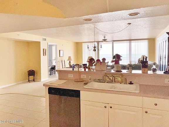 5th image of 1941 Highway A1a APT 405