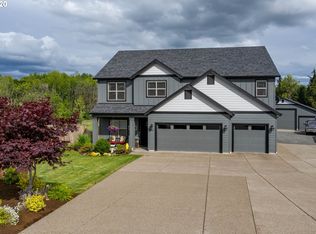 892 E McKinley St, Carlton, OR 97111