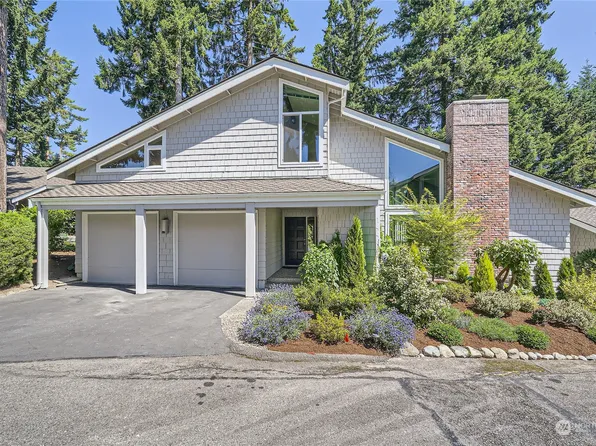 1445 170th Place NE, Bellevue, WA 98008