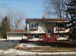 1221 N 11th Ave, West Bend, WI 53090