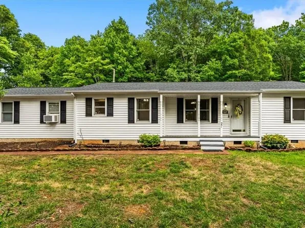 331 Vista Pkwy, Asheboro, NC 27205