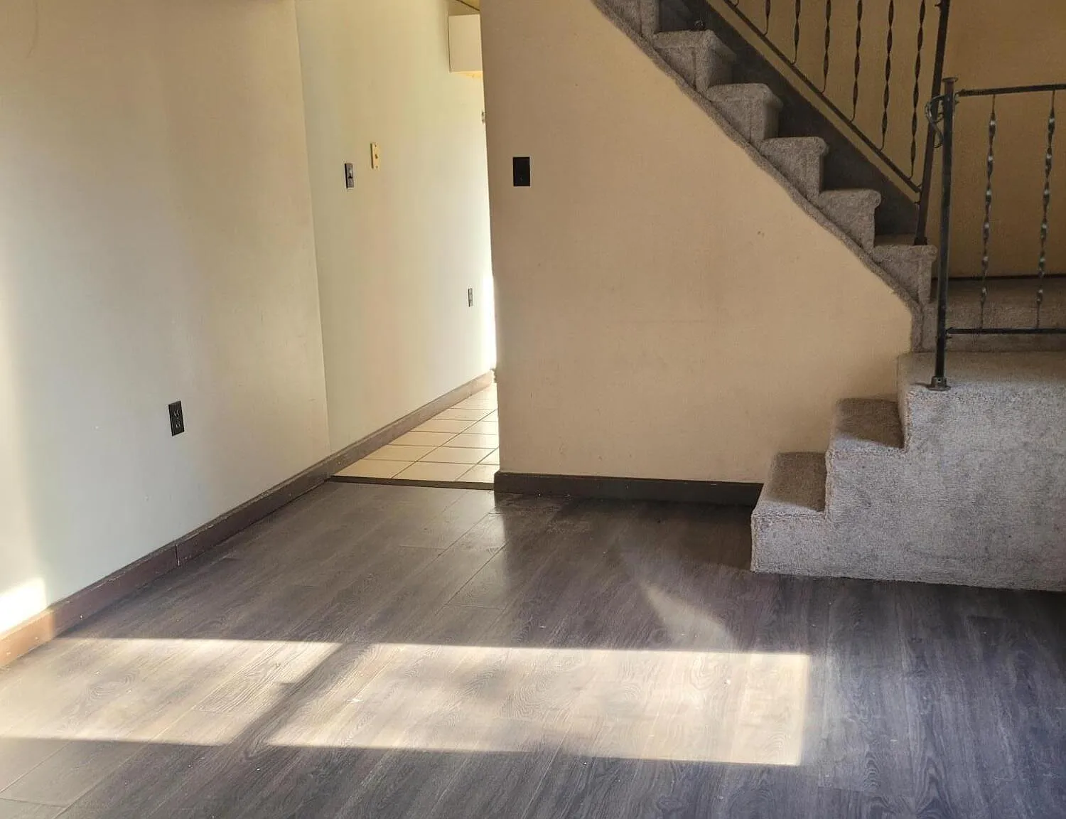 2 bed, 1000 sqft, $950 — Photo 4