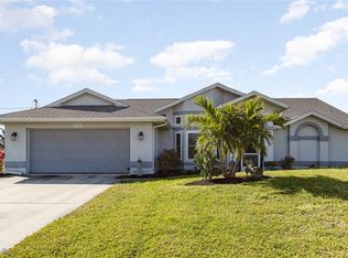 1016 NE Van Loon Ln, Cape Coral, FL 33909