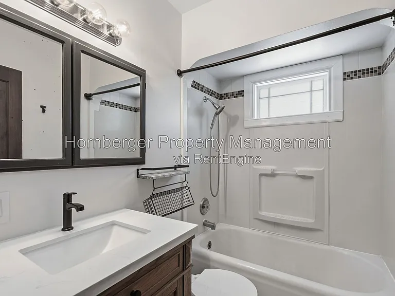 1210 S Maple St — Photo 18