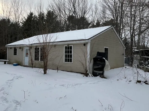 25 Matthews Avenue, Vassalboro, ME 04989